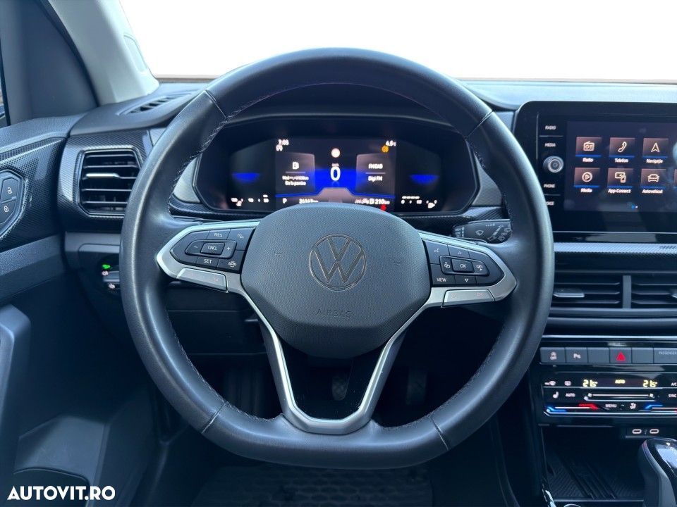Volkswagen T-Cross 1.5 TSI DSG Life - 15
