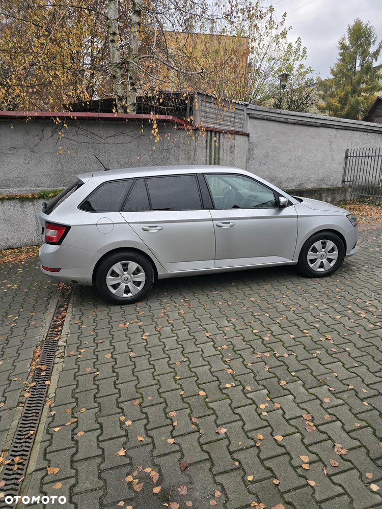 Skoda Fabia - 6
