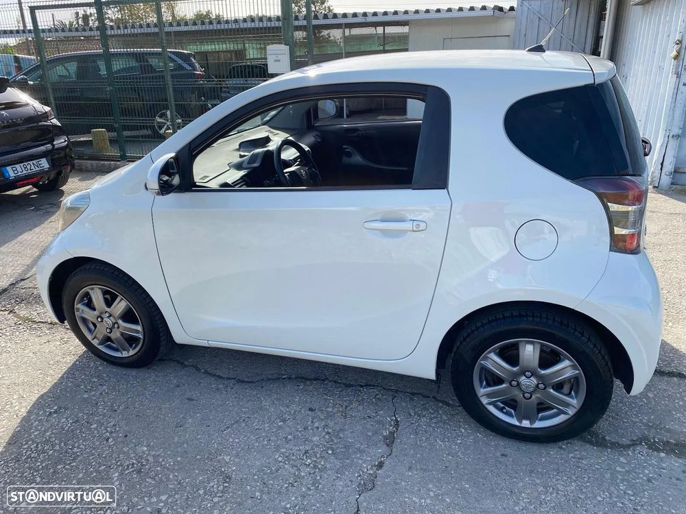 Toyota iQ 1.4 D-4D - 4
