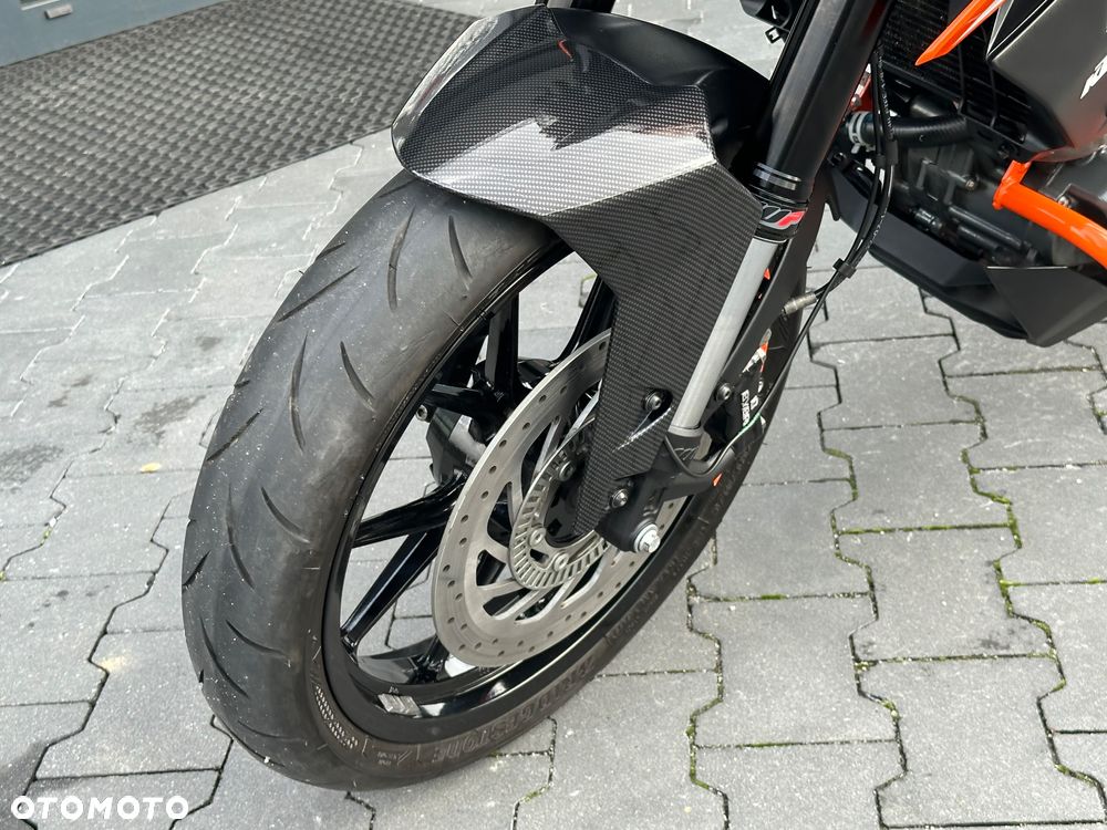 KTM Duke - 37