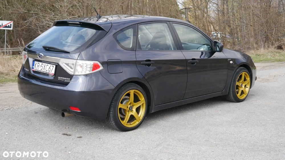 Subaru Impreza - 4