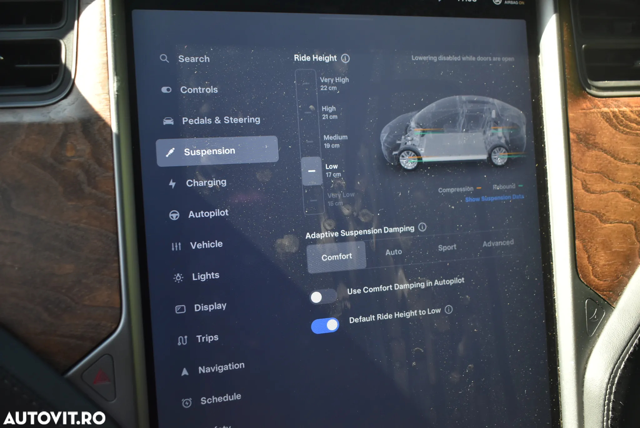 Tesla Model X - 17