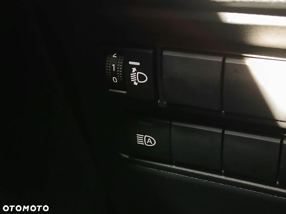 Toyota Yaris Cross Hybrid 1.5 Style - 32
