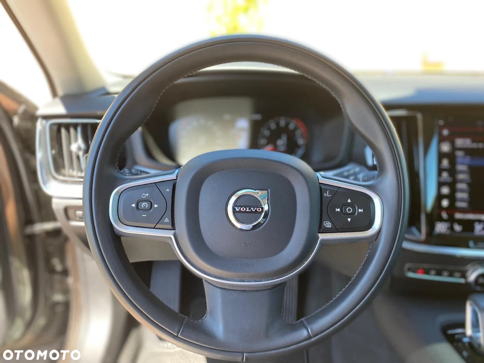 Volvo V60 T6 AWD Plug-In Hybrid Inscription - 20