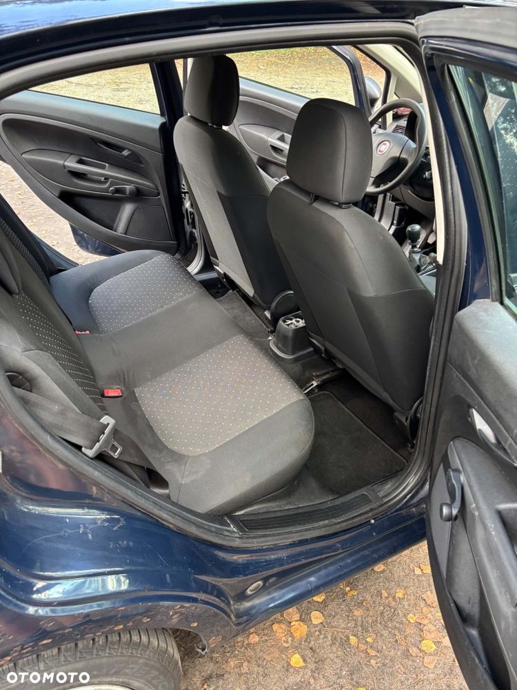 Fiat Grande Punto - 5