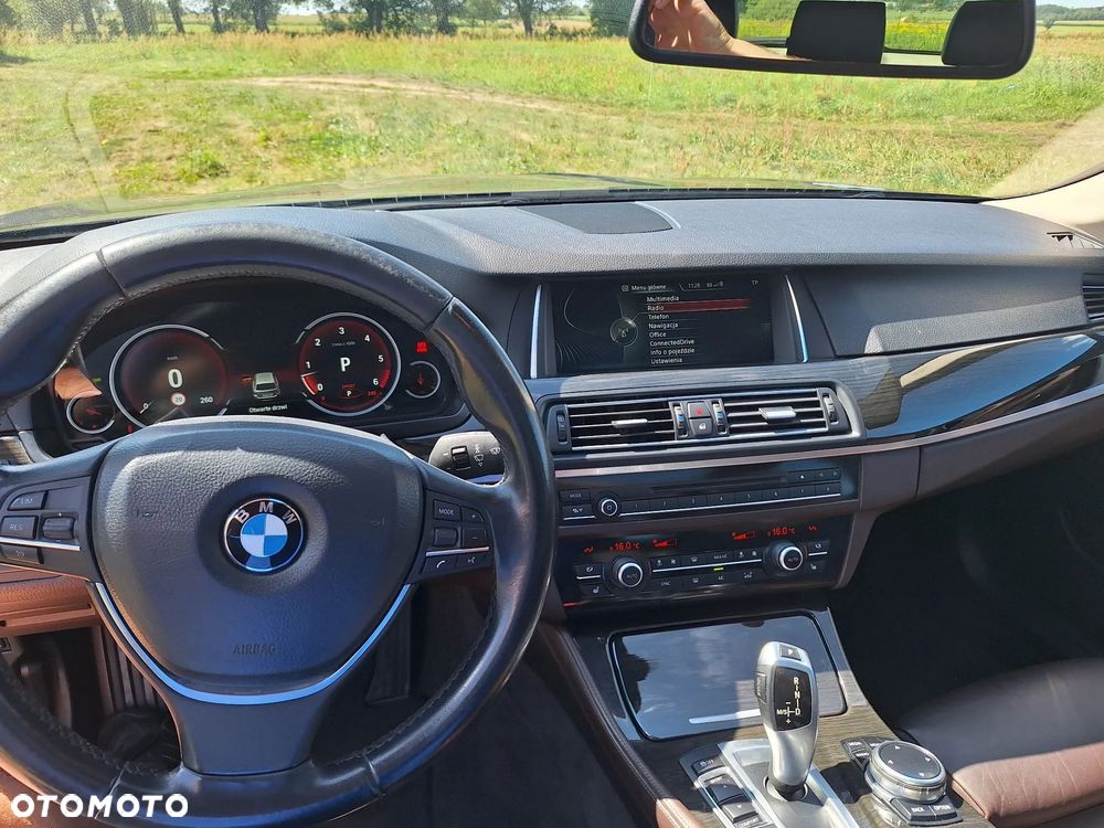 BMW Seria 5 535d xDrive Luxury Line - 26