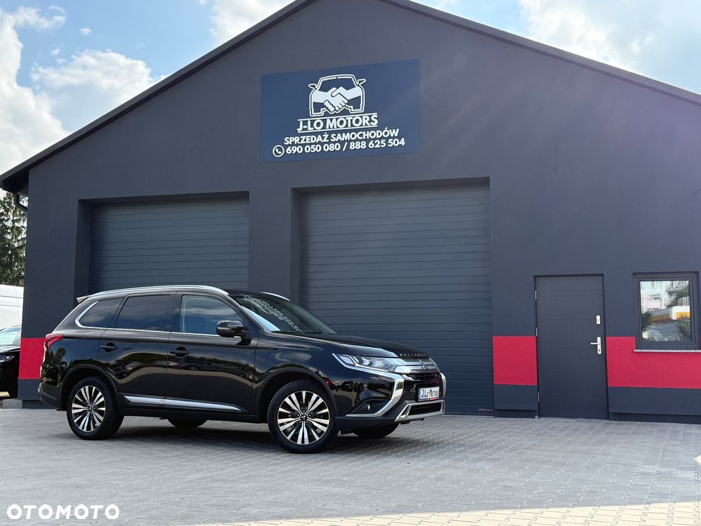 Mitsubishi Outlander 2.0 2WD CVT Diamant Edition+ - 1