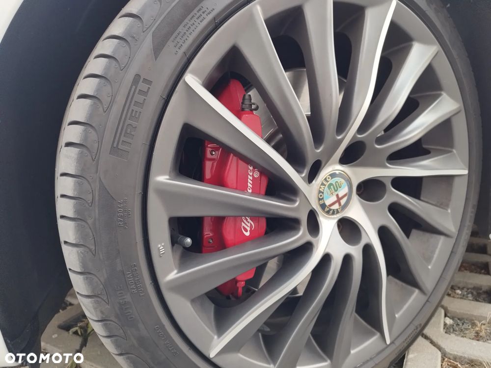 Alfa Romeo Giulietta 1750 TBi QV TCT - 23