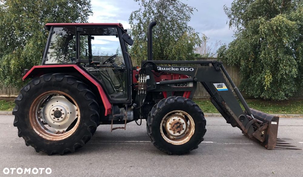 Case IH 4230 - 5