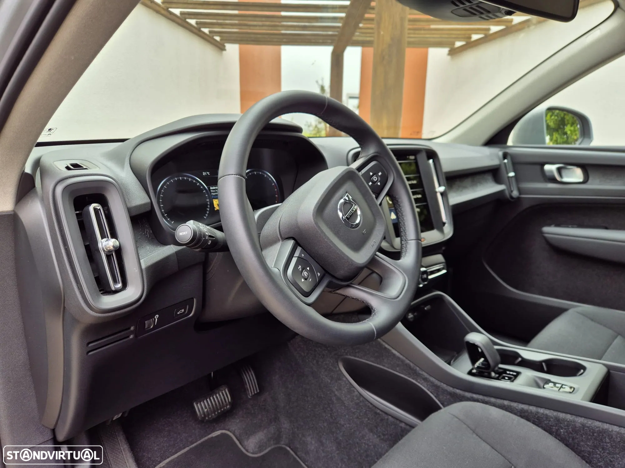 Volvo XC 40 1.5 T2 Essential Auto - 8