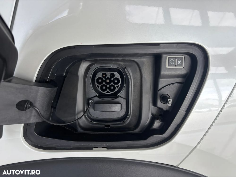 Peugeot 2008 136 Active - 25