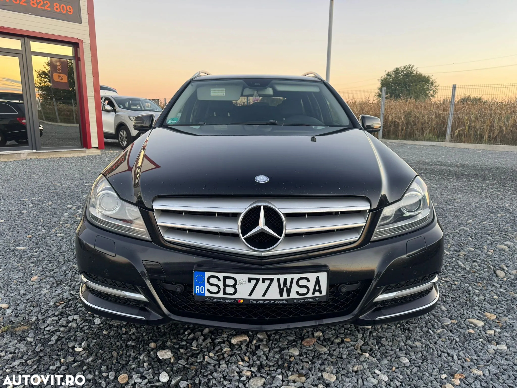 Mercedes-Benz C - 6