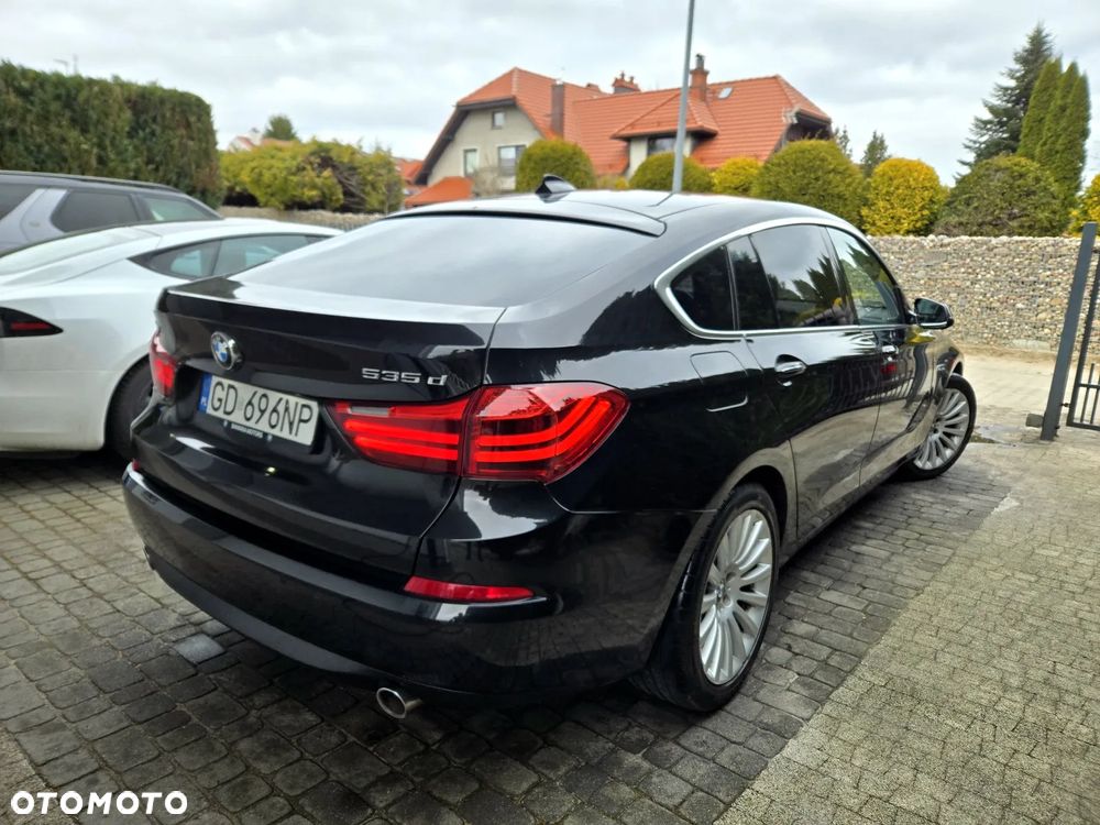BMW 5GT 535d xDrive Tursimo Modern Line - 4