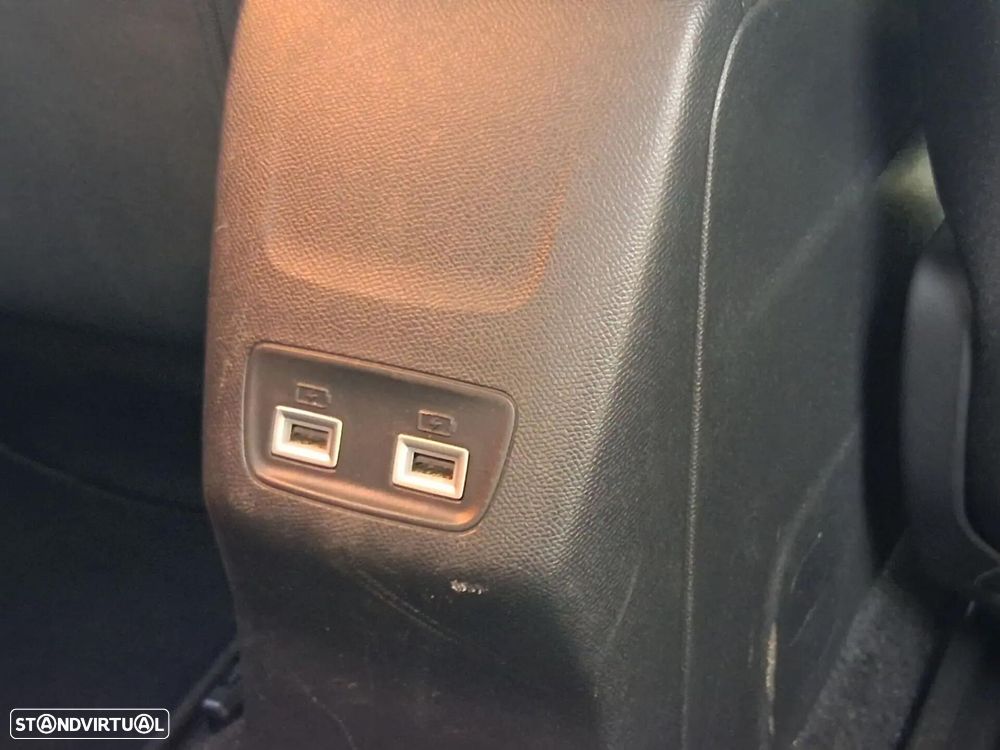 Peugeot 2008 1.2 PureTech Allure EAT8 - 57