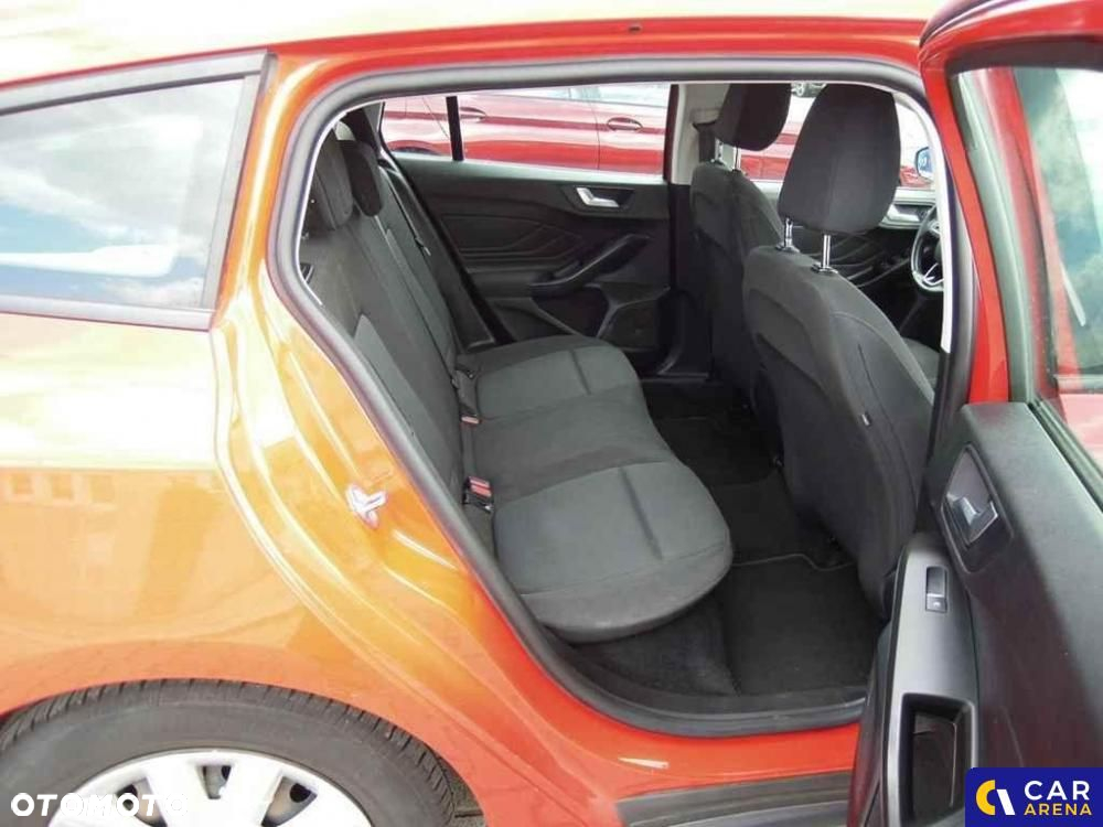 Ford Focus - 27