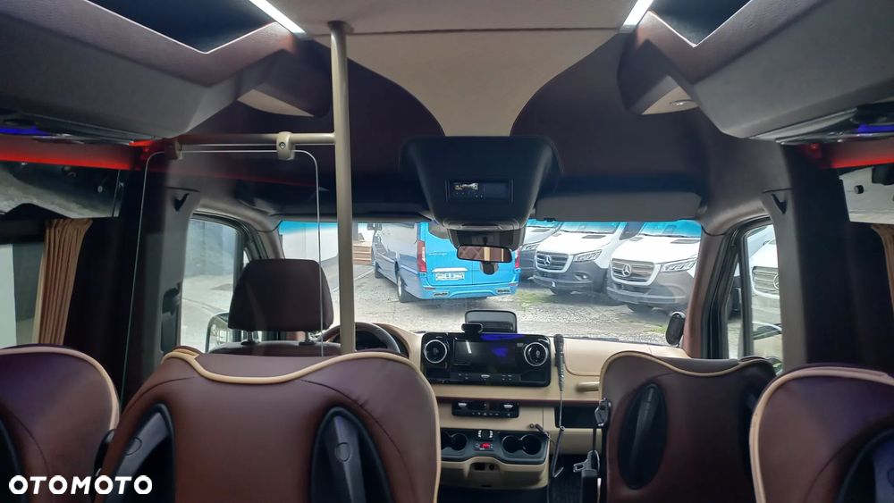 Mercedes-Benz Sprinter 519, dostępny - 17