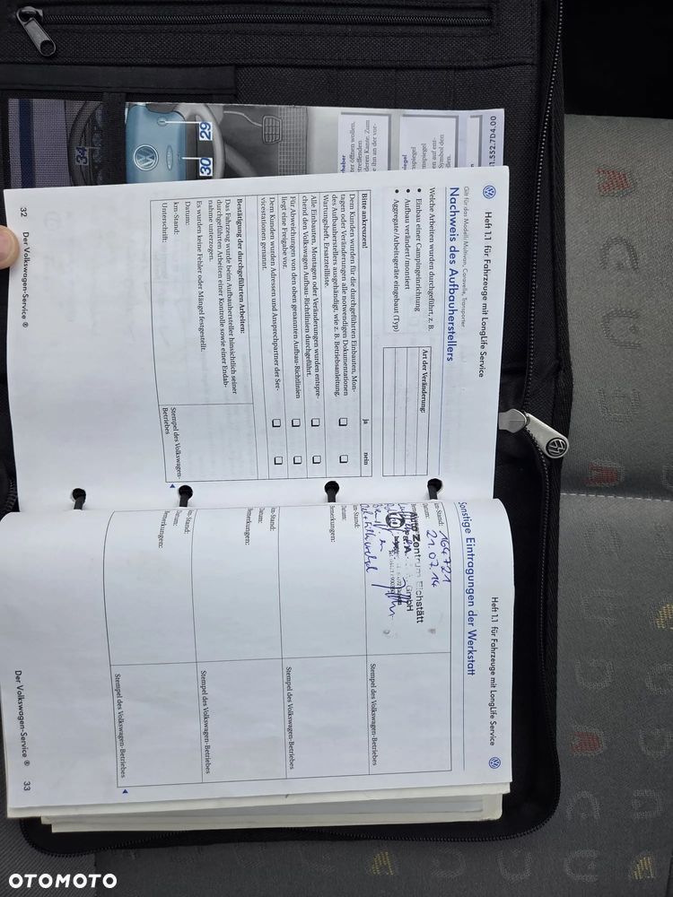 Volkswagen Caravelle - 16