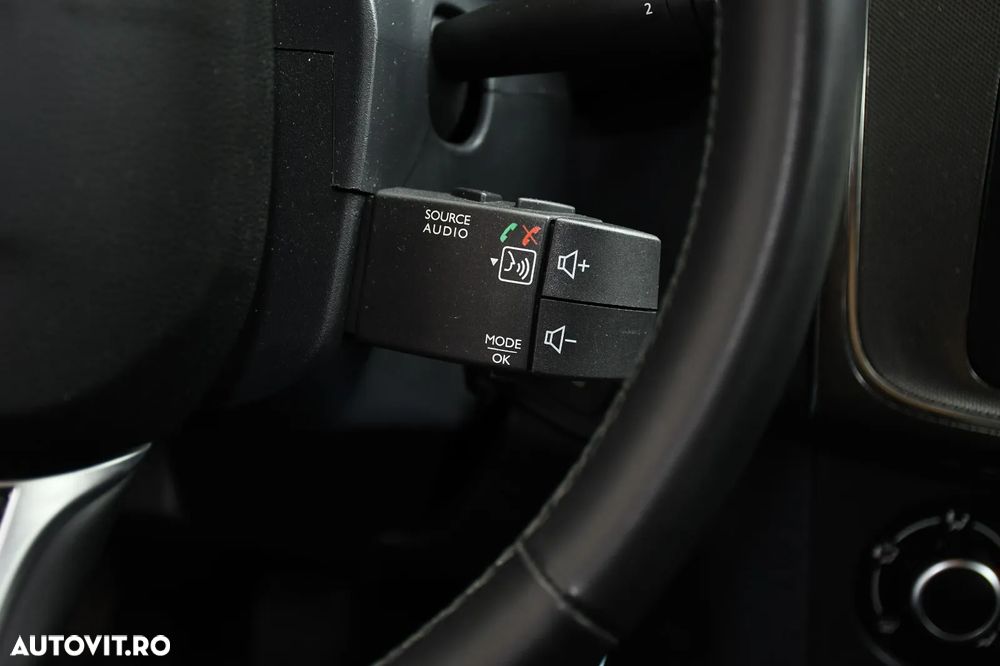 Dacia Sandero Stepway 0.9 TCe - 16