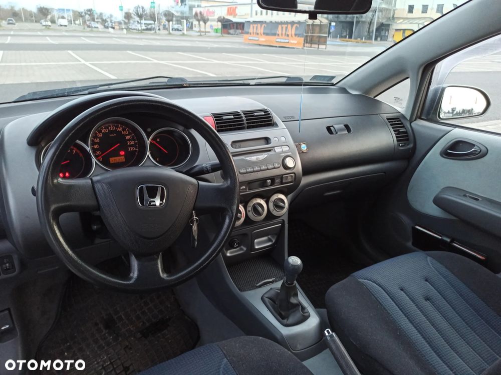 Honda City 1.4 Comfort - 22