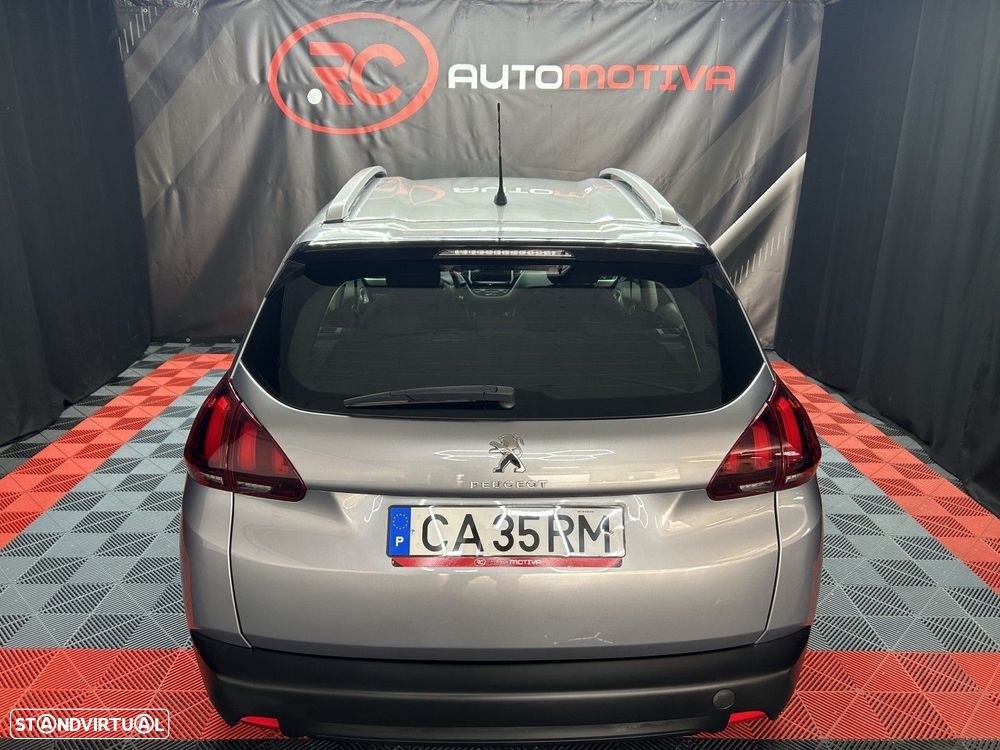Peugeot 2008 1.2 PureTech Allure - 5
