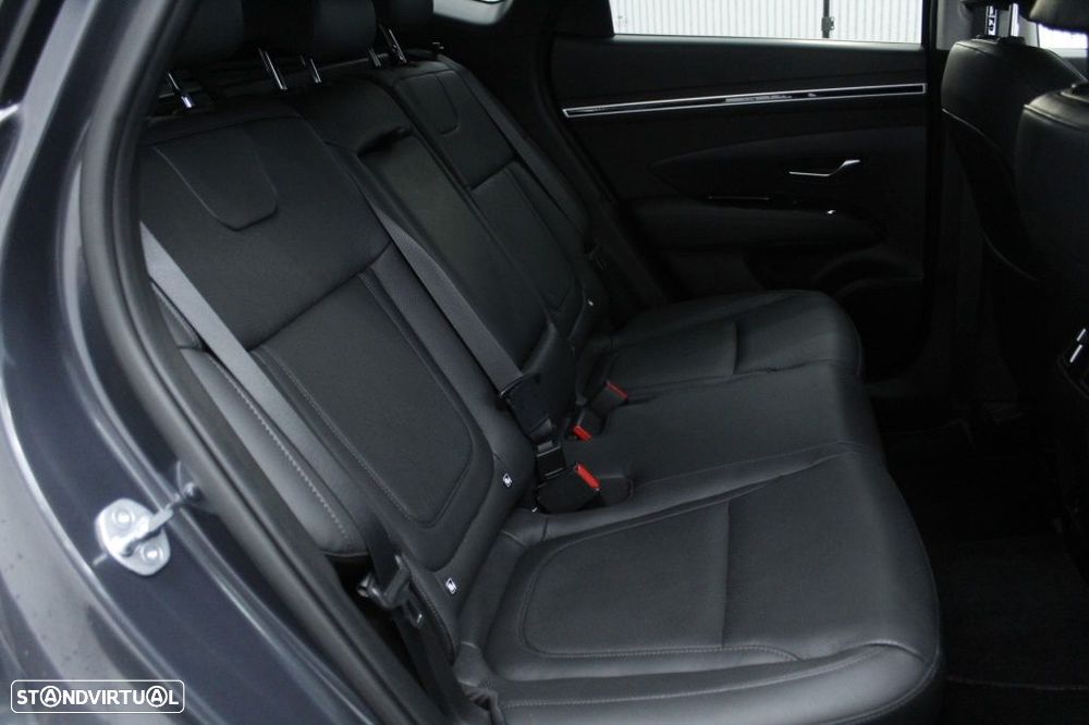 Hyundai Tucson 1.6 CRDi Vanguard - 16