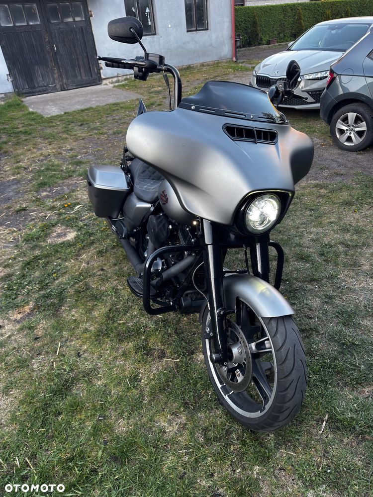 Harley-Davidson FLHXS Special - 3