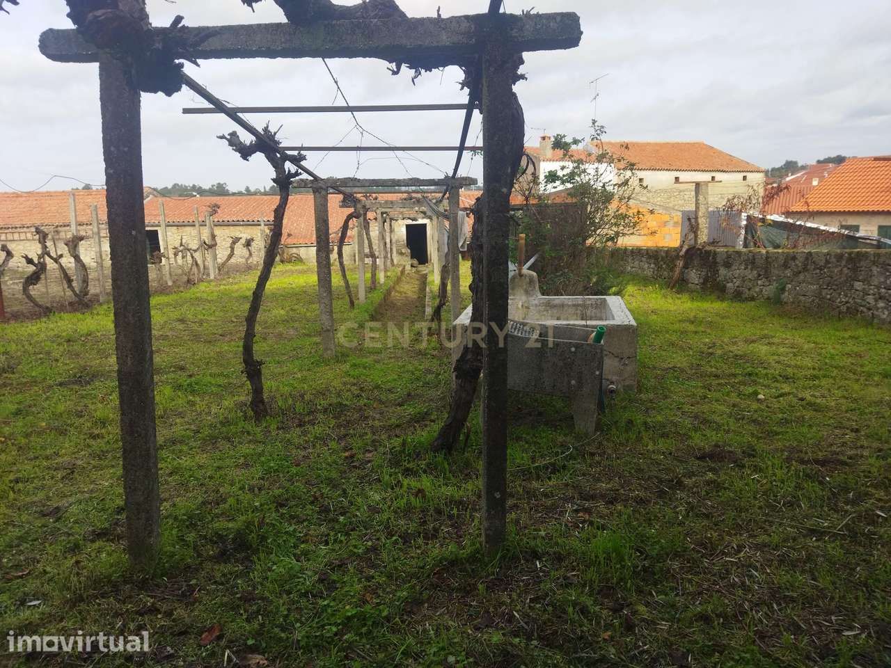 Terreno Urbano com arrecadação em Aldeia do Bispo, Penamacor - Grande imagem: 5/9