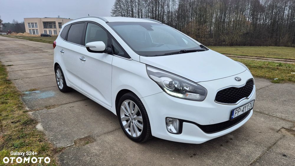 Kia Carens 1.7 CRDi 115 Dream Team Edition - 8