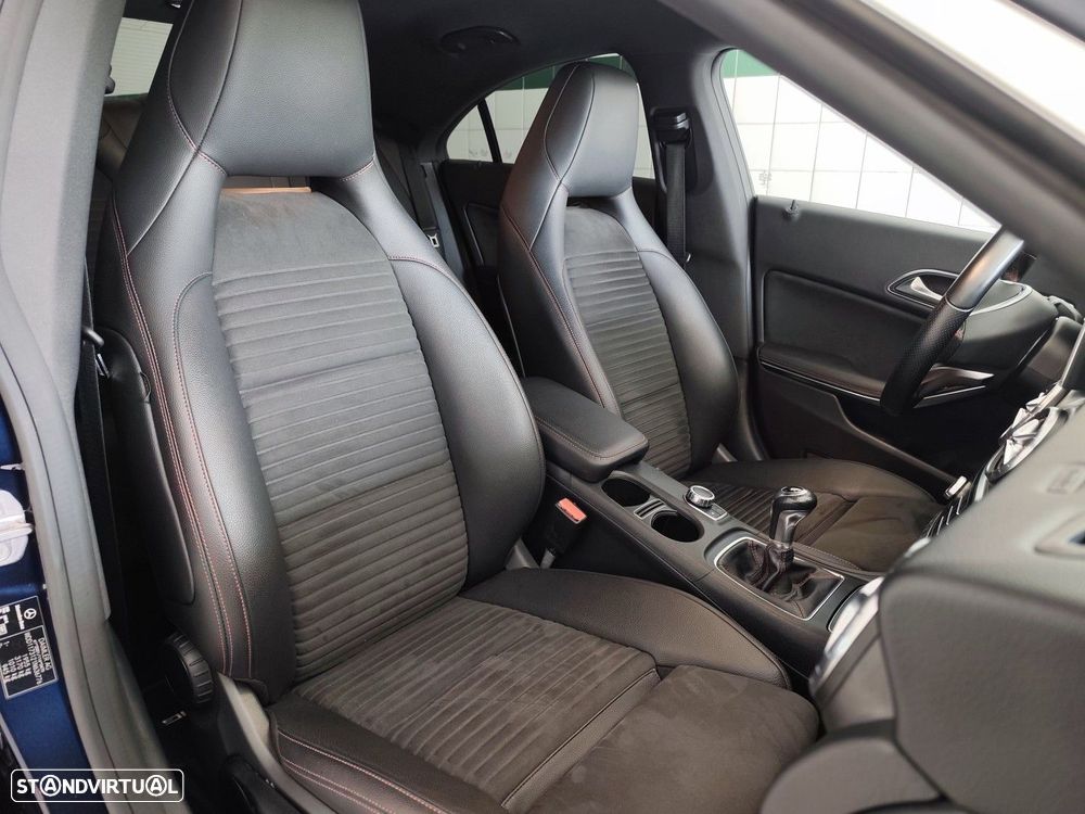 Mercedes-Benz CLA 180 d AMG Line - 12