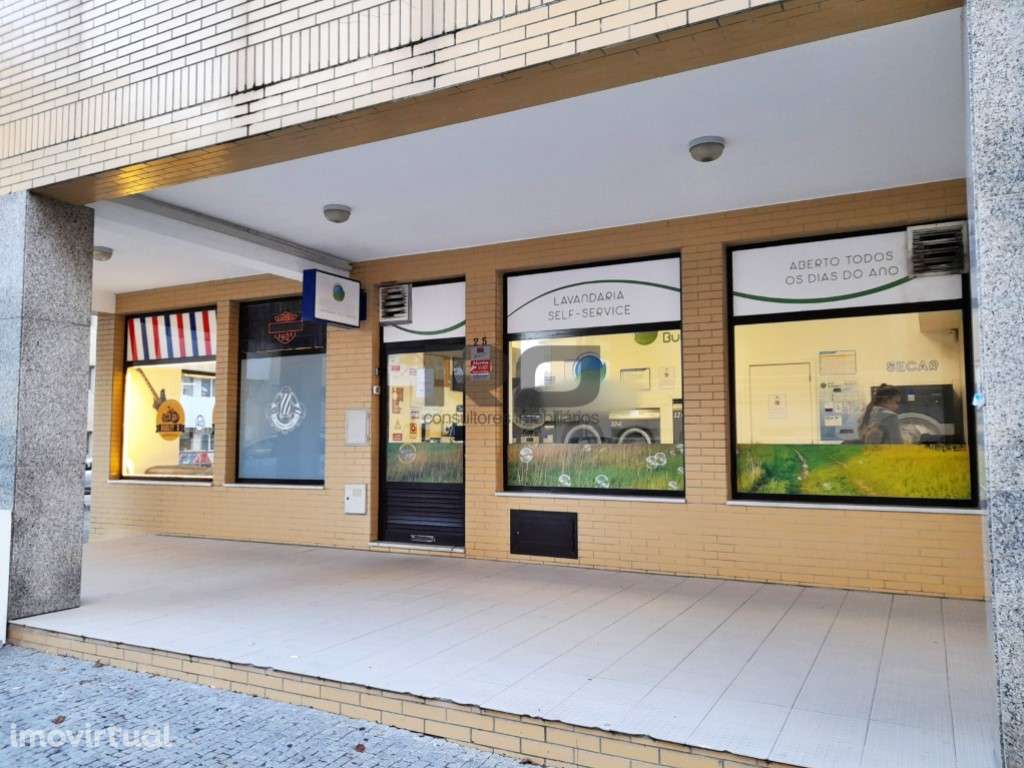 Loja em Santana, Leça do Balio - Grande imagem: 3/4