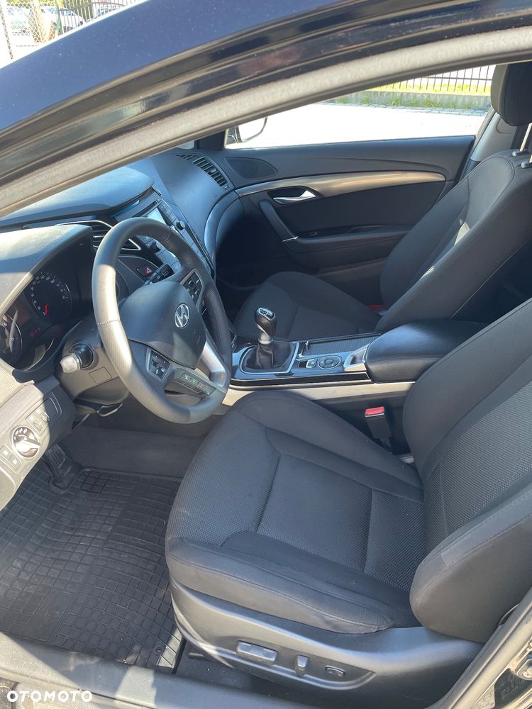 Hyundai i40 1.7 CRDi Comfort + - 18