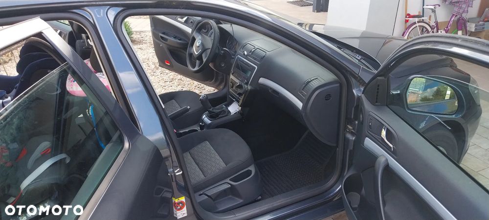 Skoda Octavia 1.4 TSI Ambiente - 5