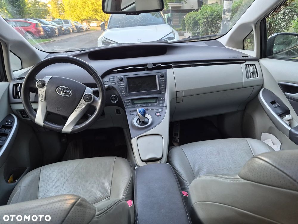 Toyota Prius - 6
