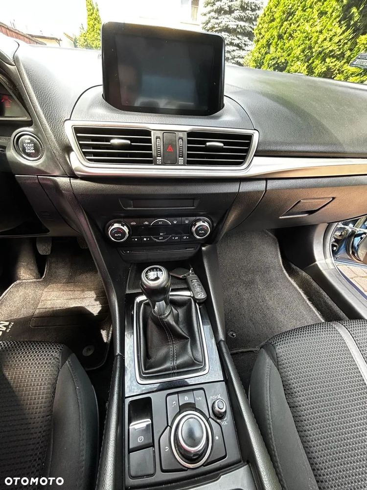 Mazda 3 - 15