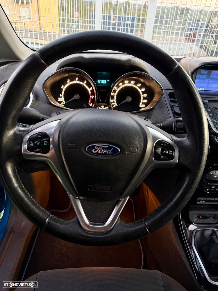 Ford Fiesta 1.0 EcoBoost Titanium - 8