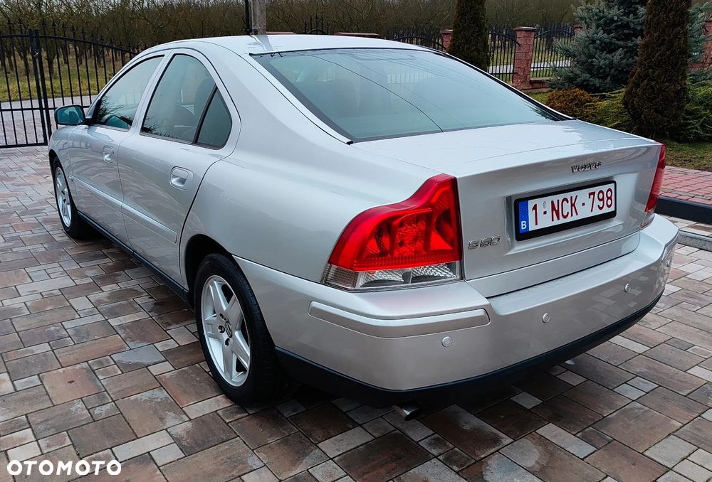 Volvo S60 D5 Kinetic - 6
