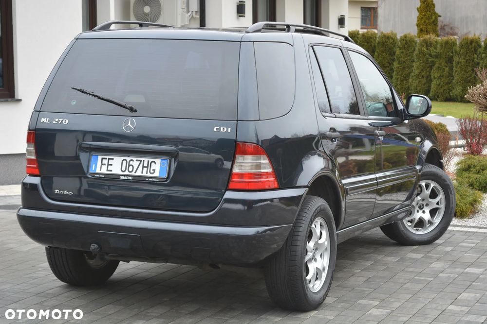 Mercedes-Benz ML 270 CDI - 32