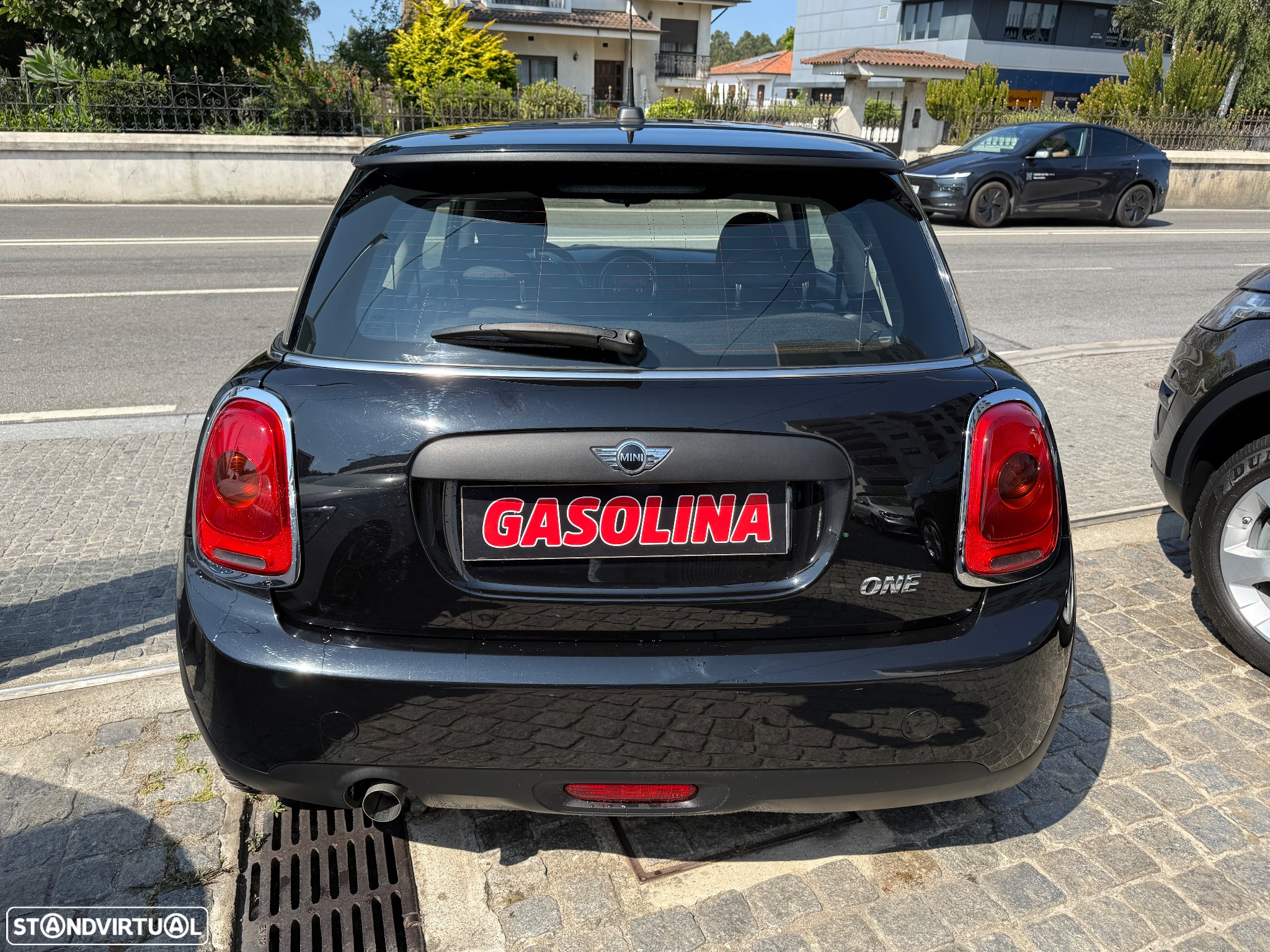 MINI 3 Portas One - 8