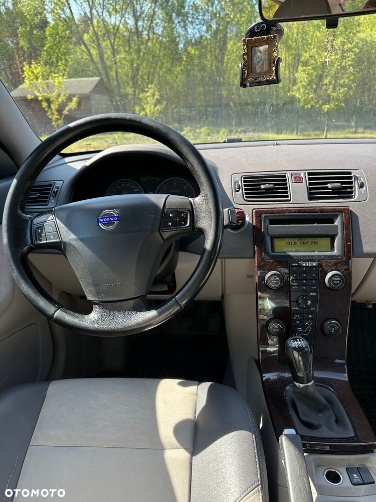 Volvo S40 2.0D - 10