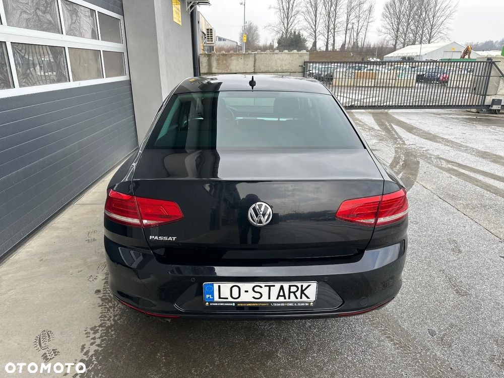 Volkswagen Passat 1.8 TSI BMT Comfortline - 2