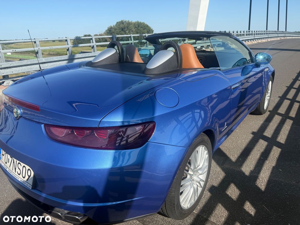 Alfa Romeo Spider 3.2JTS Q4 Q-Tronic - 8
