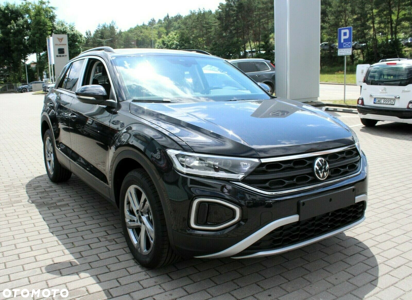 Volkswagen T-Roc - 3