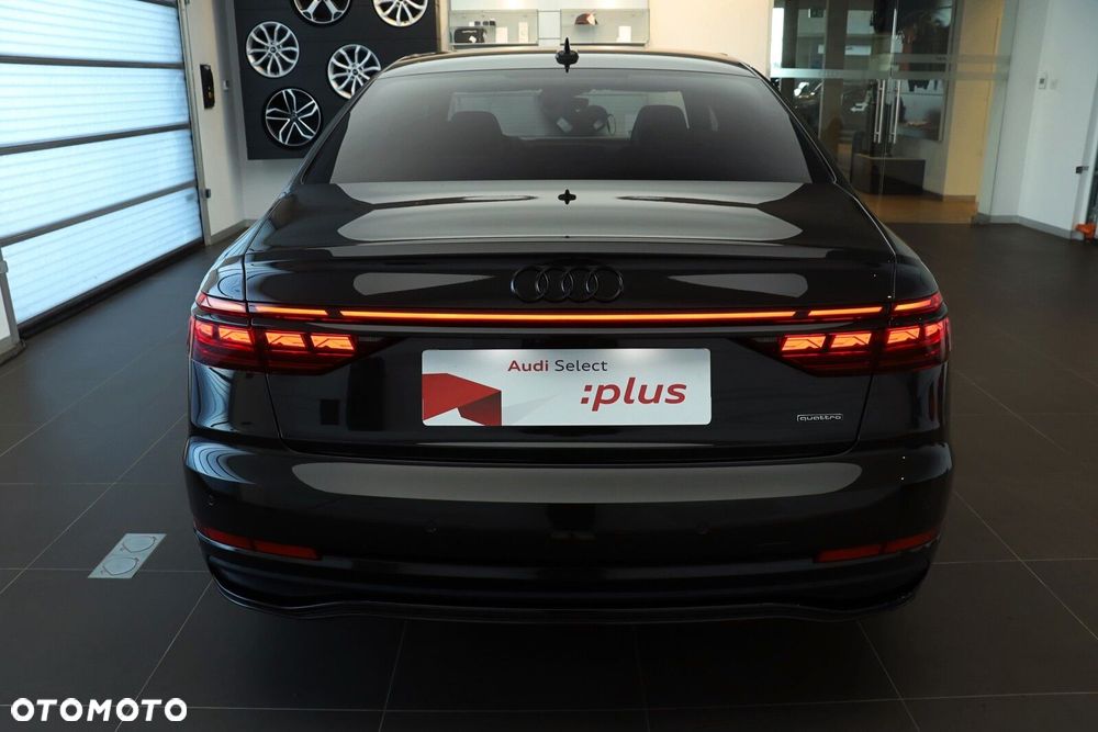 Audi A8 - 5