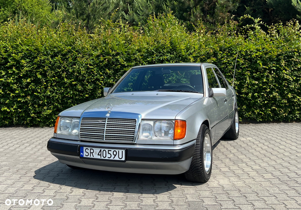 Mercedes-Benz W124 (1984-1993)