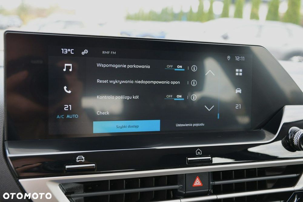 Citroën C4 1.2 PureTech Shine S&S - 28