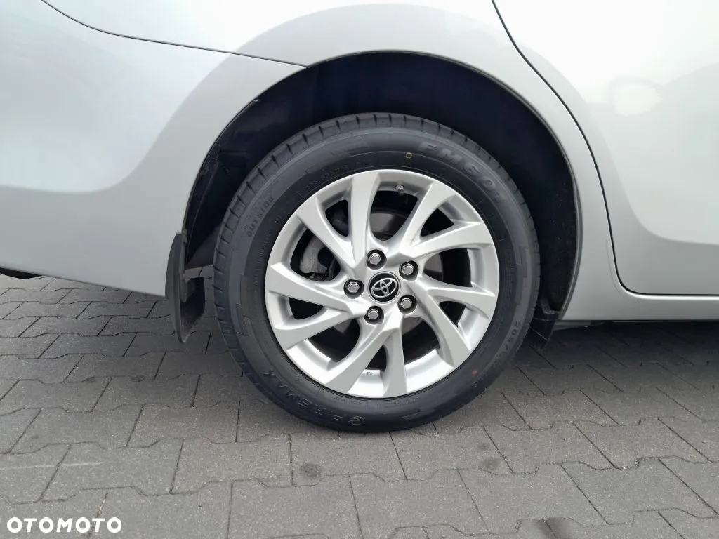 Toyota Corolla 1.6 Comfort - 22
