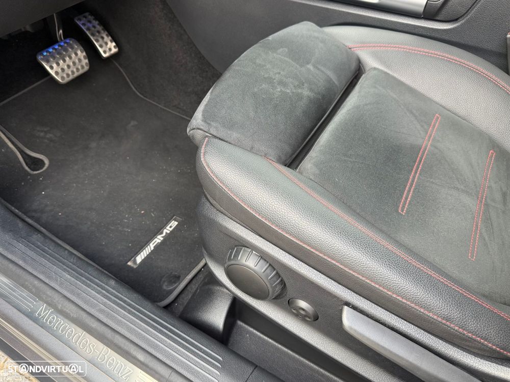 Mercedes-Benz GLB 180 d AMG Line - 13