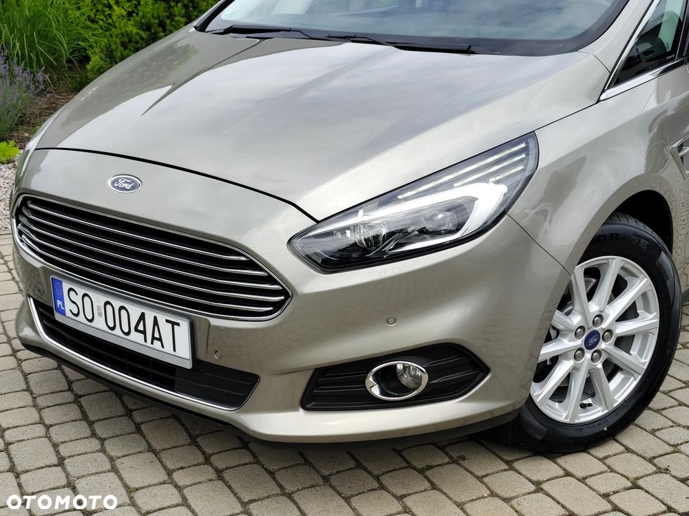 Ford S-Max 2.0 TDCi Titanium PowerShift - 9