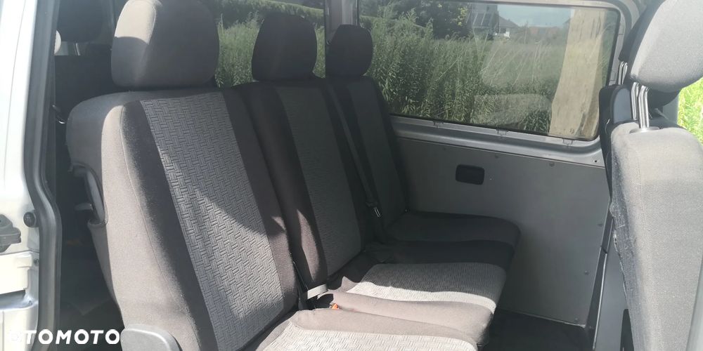 Volkswagen Transporter L2H1 - 11