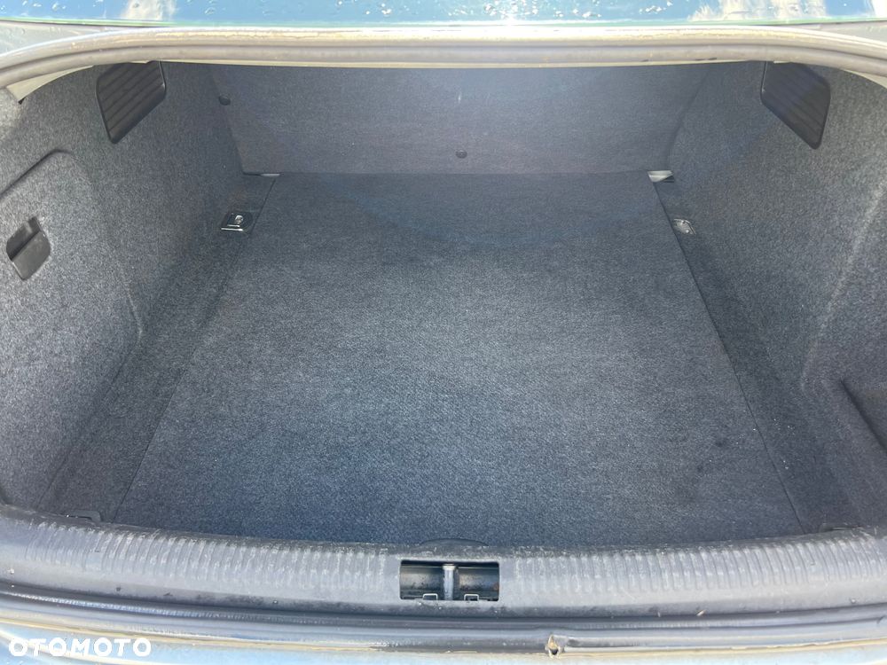 Audi A4 Avant 2.0 TDI - 5